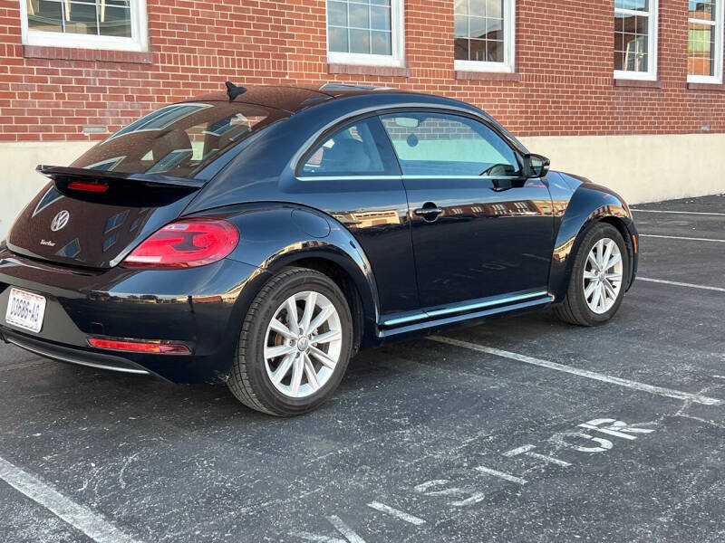 2018 Volkswagen Beetle 2.0T SE