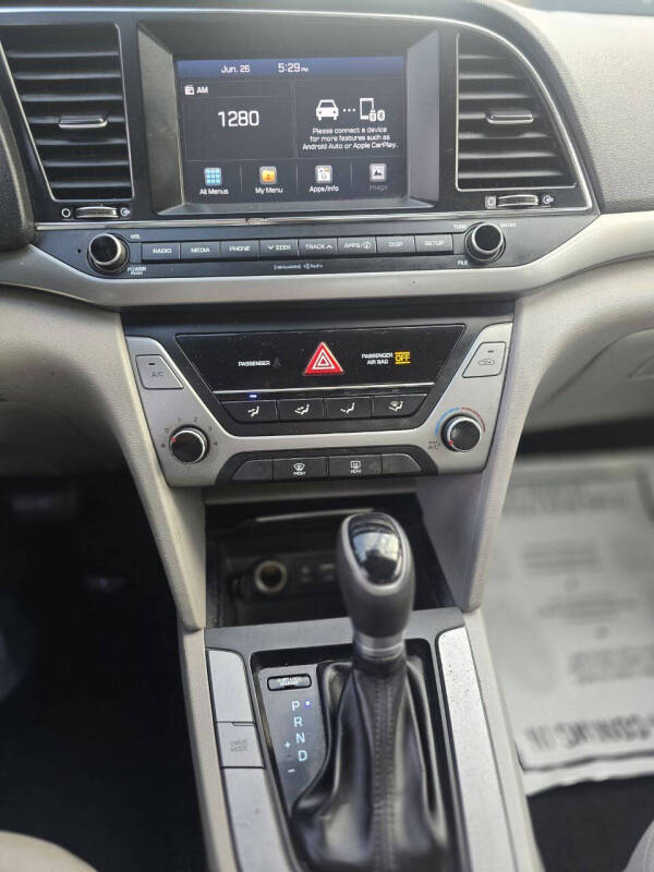 2018 Hyundai Elantra SEL