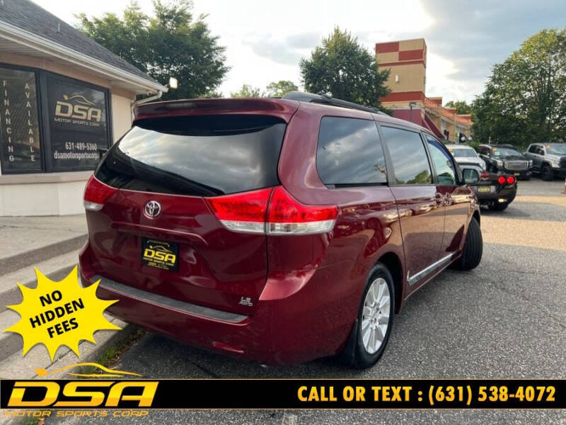 2012 Toyota Sienna LE 7-Passenger