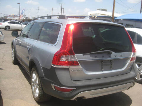 2016 Volvo XC70 T5 Platinum