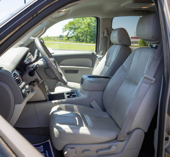 2013 Chevrolet Suburban LT