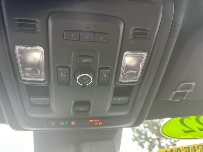 2022 Cadillac Escalade ESV Premium Luxury