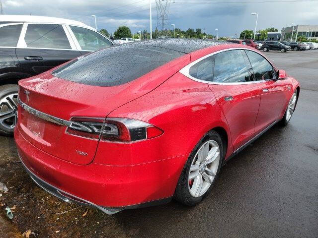 2015 Tesla Model S 85D
