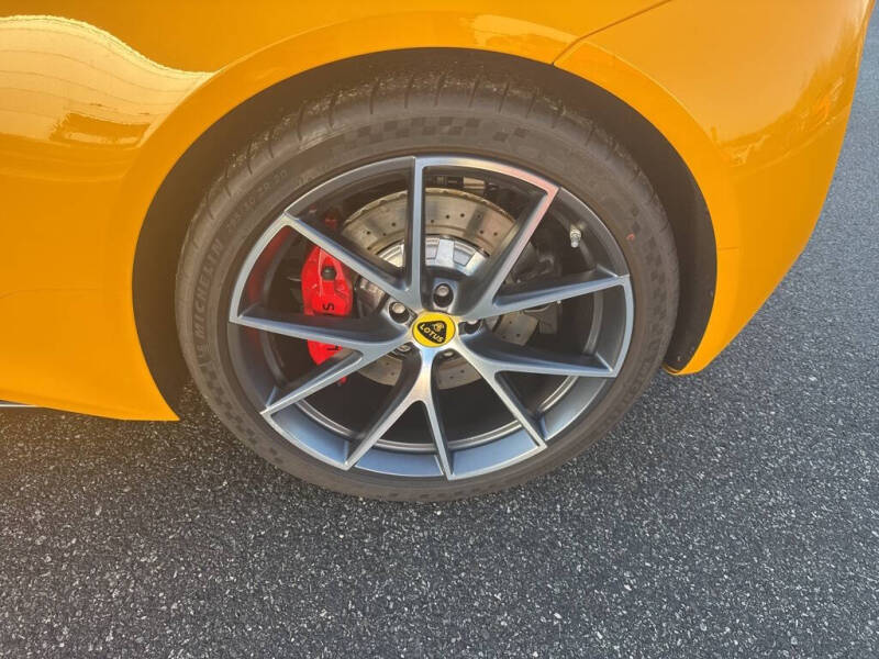 2024 Lotus Emira V6 First Edition