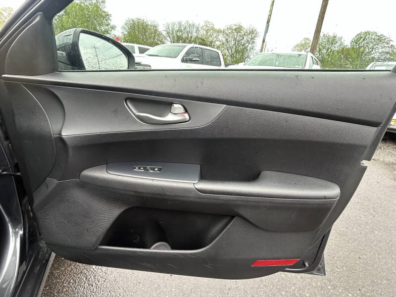 2020 Kia Forte FE
