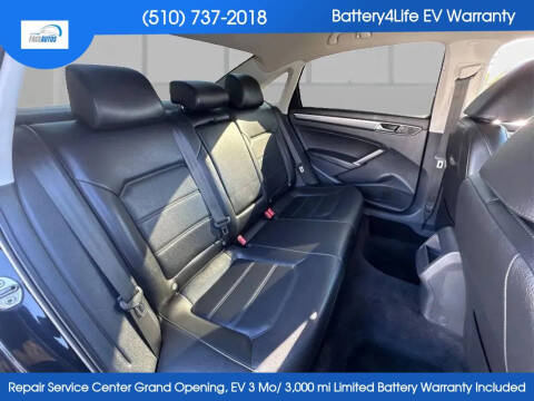 2017 Volkswagen Passat 1.8T R-Line