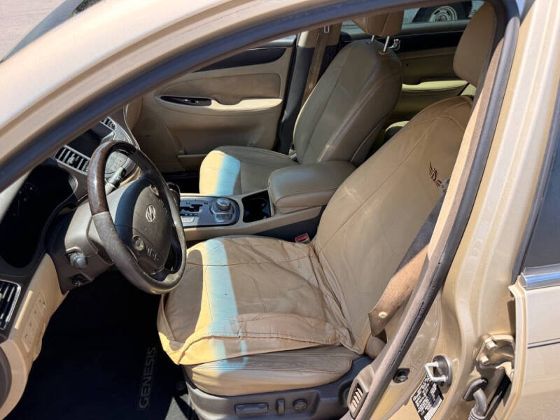 2011 Hyundai Genesis 4.6L V8