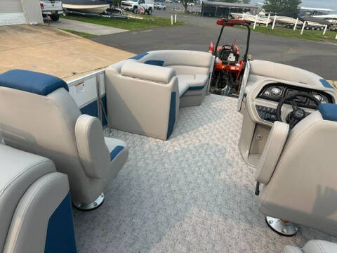 2027 Berkshire 22 RFX LE 2.75