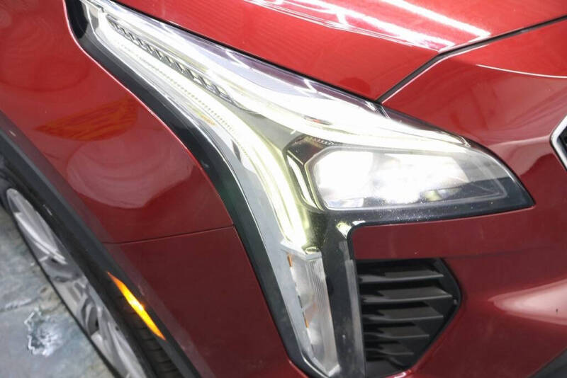 2020 Cadillac XT4 Premium Luxury