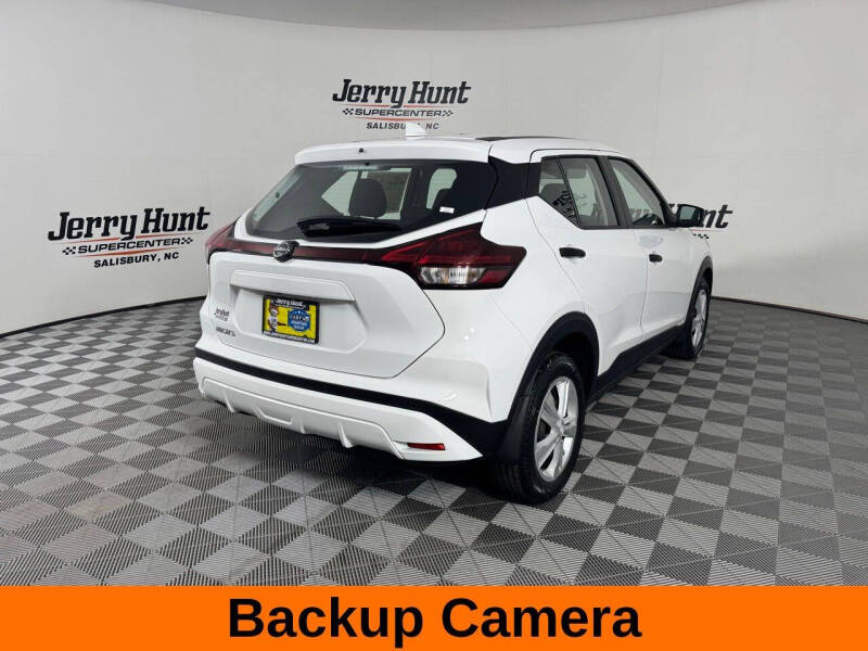 2024 Nissan Kicks S