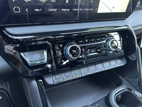 2025 GMC Sierra 1500 AT4X