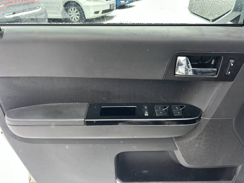 2011 Ford Escape Limited