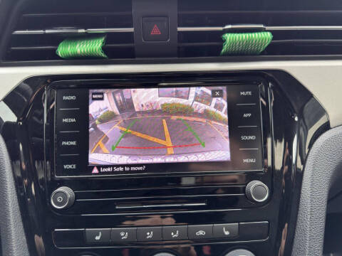2021 Volkswagen Passat SE