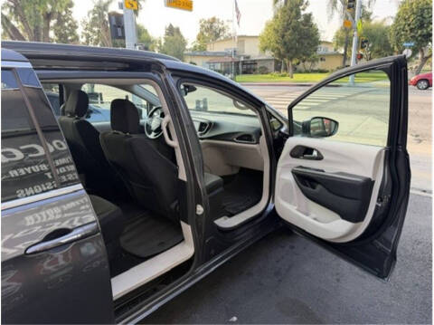 2018 Chrysler Pacifica Touring Plus