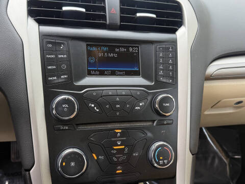 2014 Ford Fusion SE