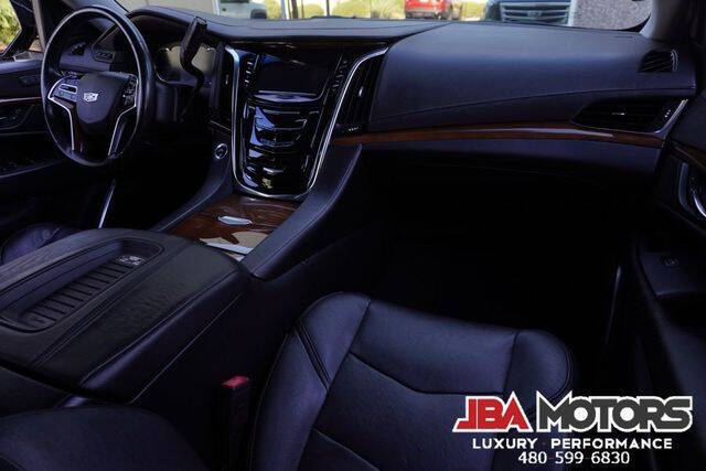 2018 Cadillac Escalade Premium Luxury