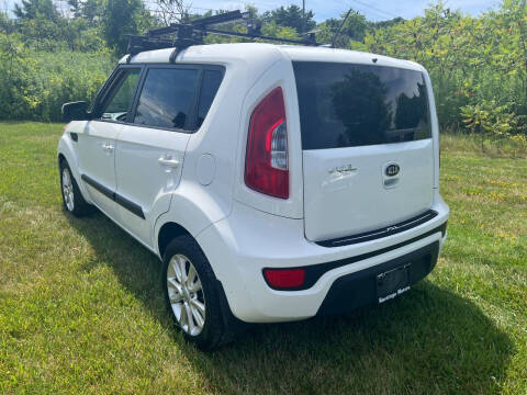 2013 Kia Soul +