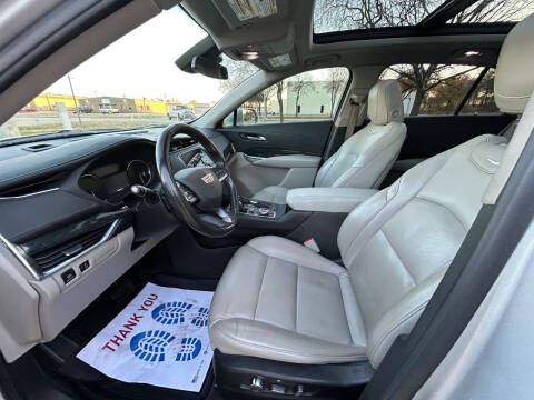 2020 Cadillac XT4 Premium Luxury