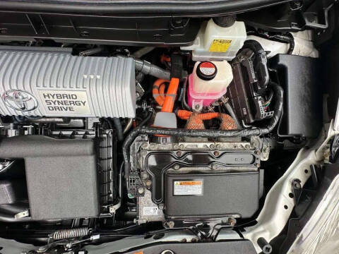 2015 Toyota Prius Two