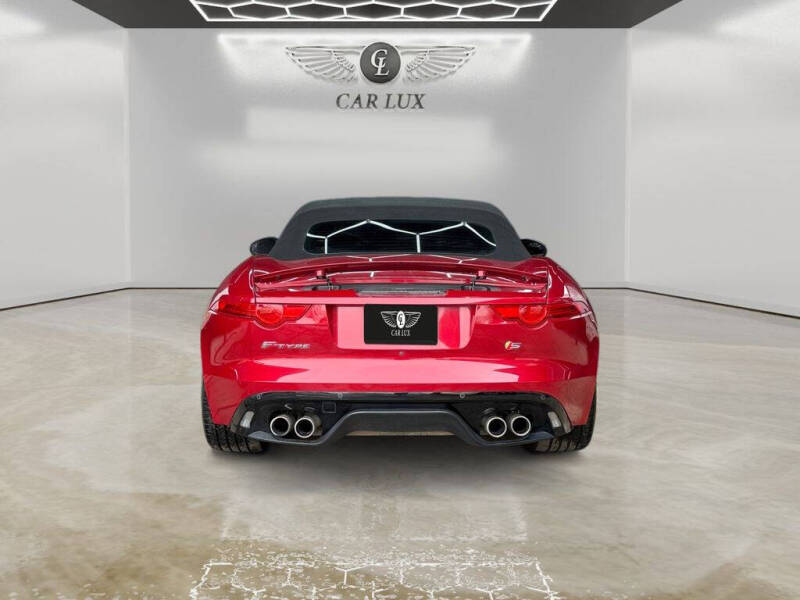 2015 Jaguar F-TYPE V8 S