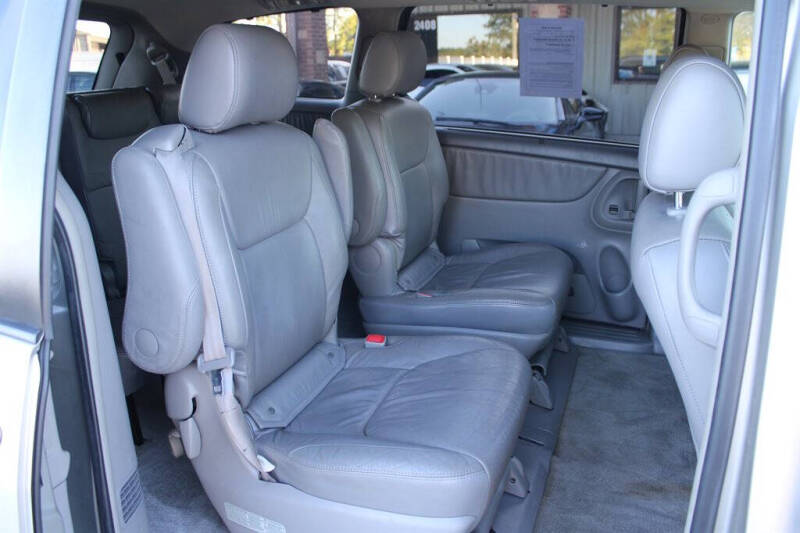 2005 Toyota Sienna
