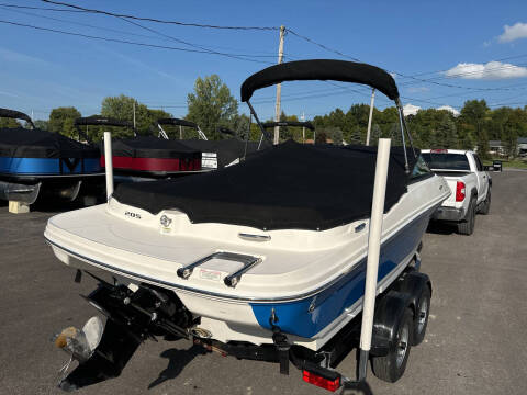 2014 Sea Ray 205 S