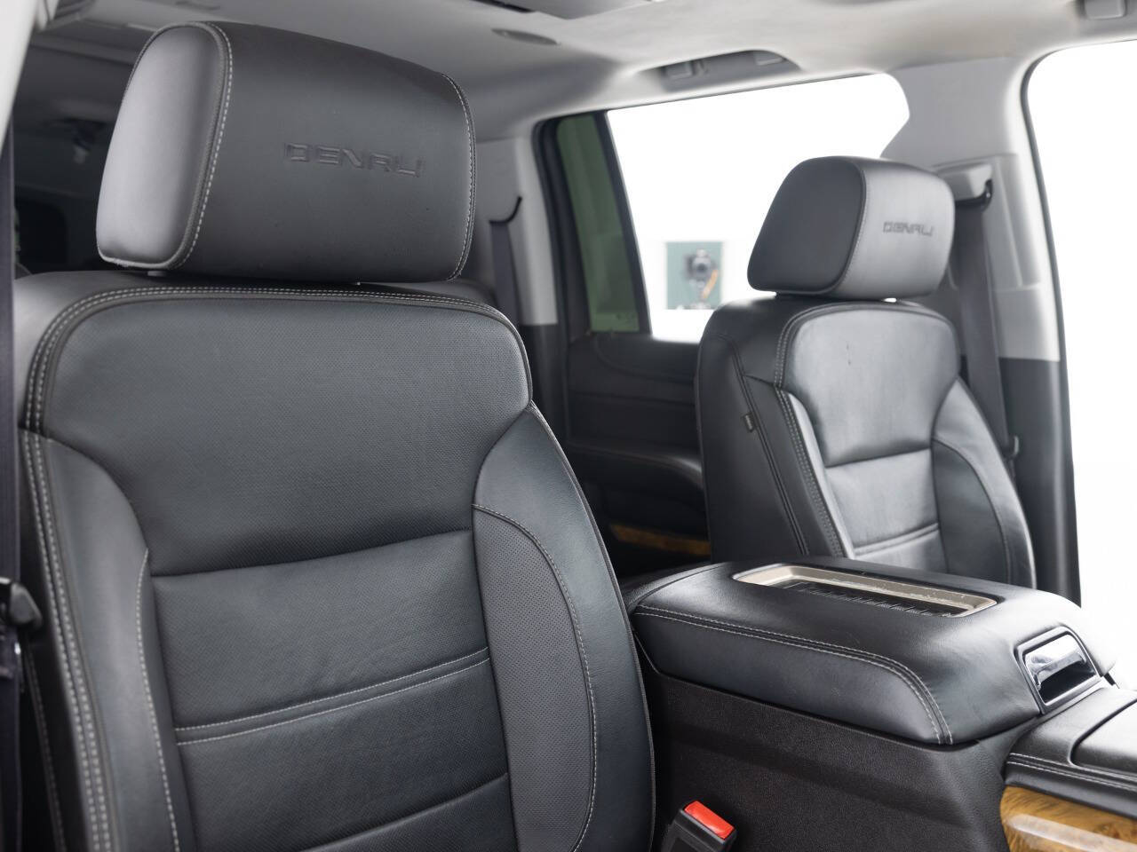 Used Car 2017 Gmc Yukon Xl  Denali 4x4 4dr Suv For Sale Under $30,000 In Coal City, Illinois