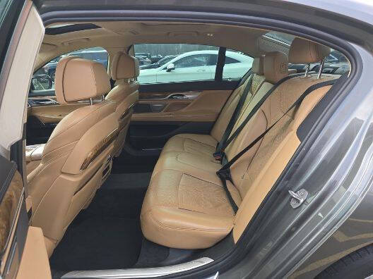 2016 BMW 7 Series 740i