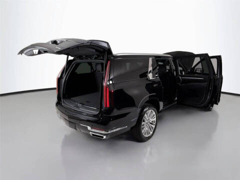 2025 Cadillac Escalade ESV Premium Luxury