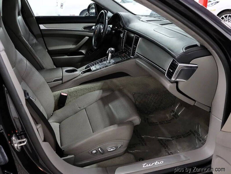 2012 Porsche Panamera