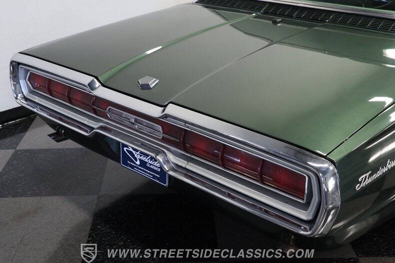 1966 Ford Thunderbird
