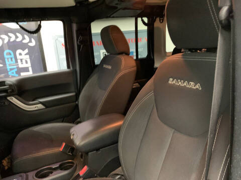 2016 Jeep Wrangler Unlimited Sahara