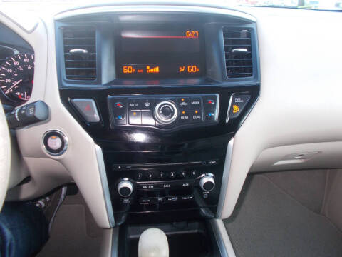 2013 Nissan Pathfinder SL