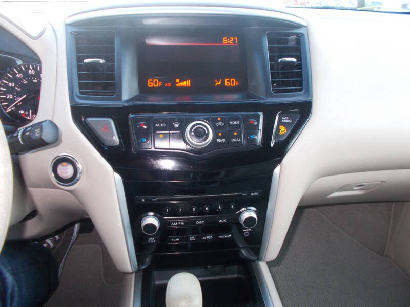 2013 Nissan Pathfinder SL