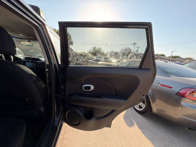 2018 Kia Soul +