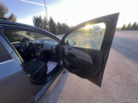 2013 Chevrolet Sonic LTZ Auto