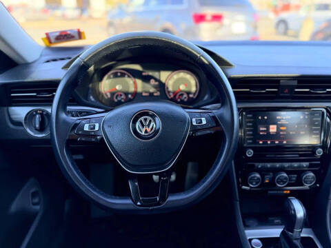 2020 Volkswagen Passat R-Line