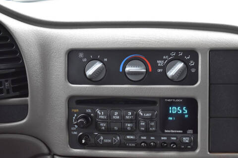 2002 Chevrolet Astro LS