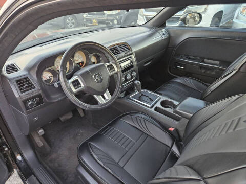 2012 Dodge Challenger SXT