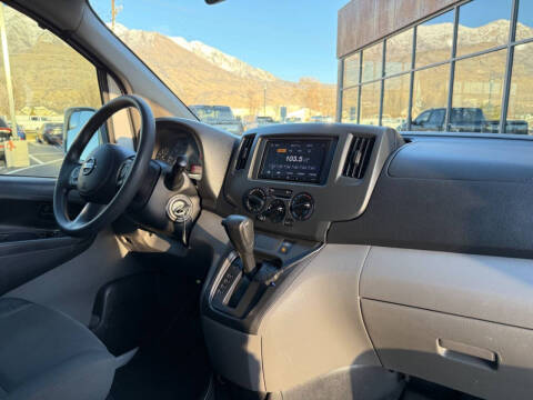 2017 Nissan NV200 SV