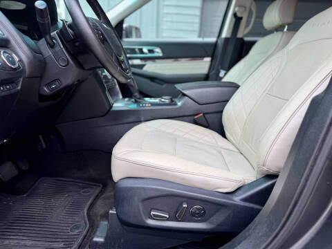 2016 Ford Explorer Platinum