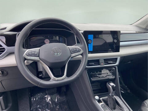 2026 Volkswagen Taos SEL 4Motion