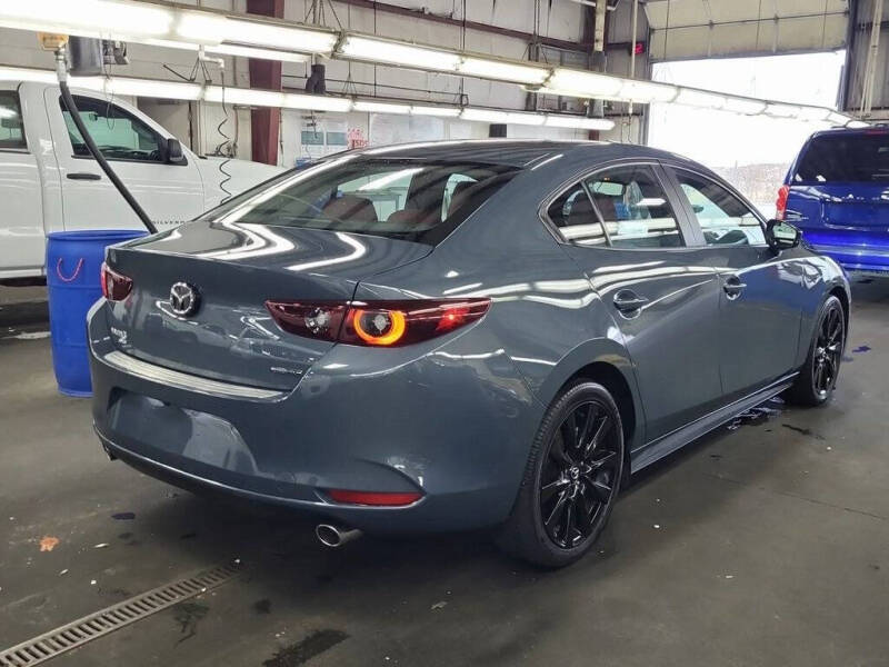 2024 Mazda Mazda3 Sedan 2.5 S Carbon Edition