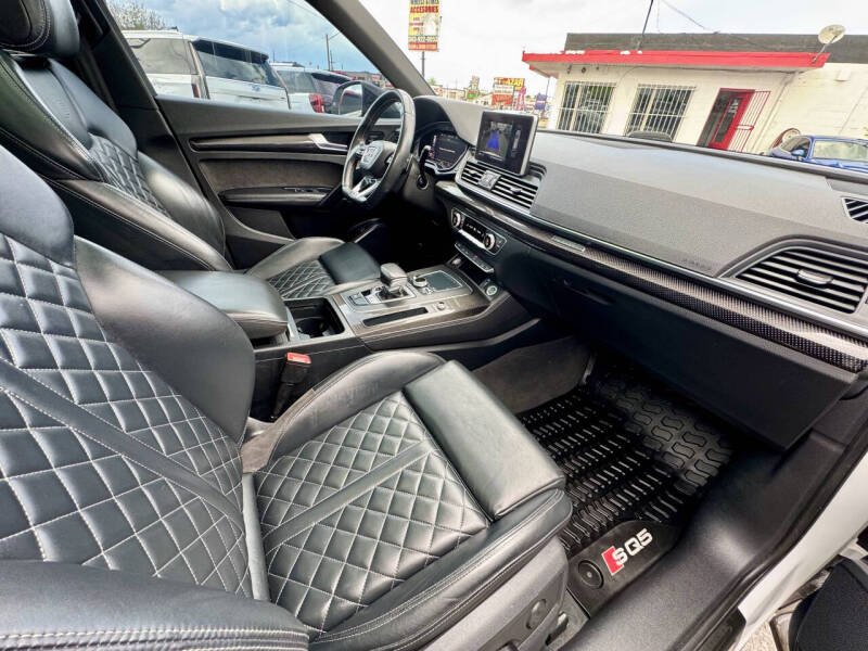 2019 Audi SQ5 3.0T quattro Premium Plus