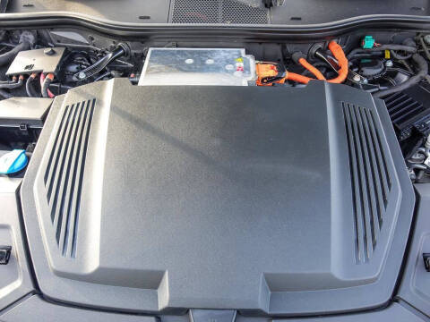 2019 Audi e-tron quattro Premium Plus