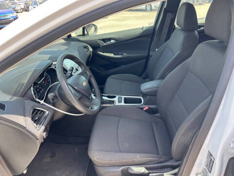 2018 Chevrolet Cruze LS Auto