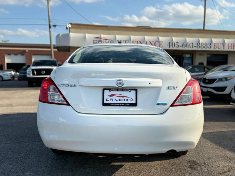 2012 Nissan Versa