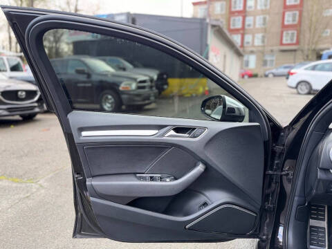 2015 Audi S3 2.0T quattro Prestige