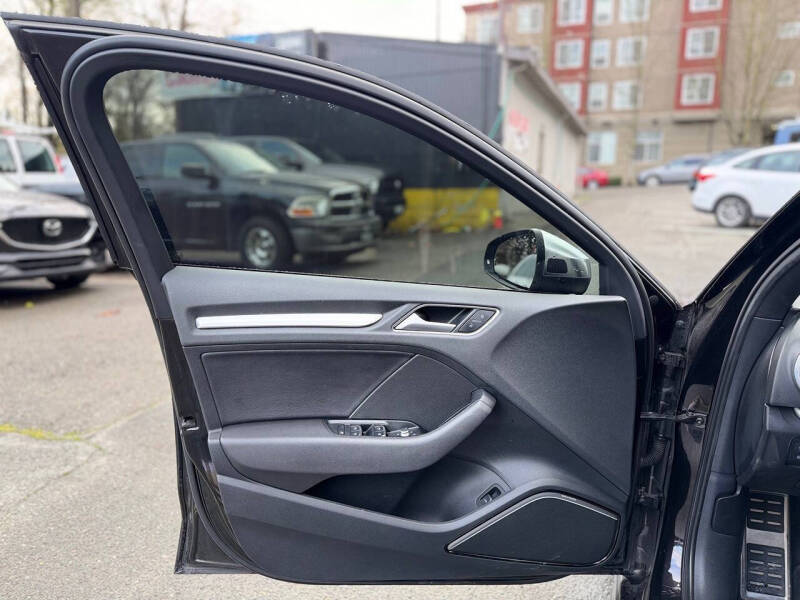 2015 Audi S3 2.0T quattro Prestige