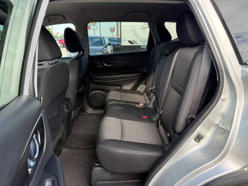 2019 Nissan Rogue S